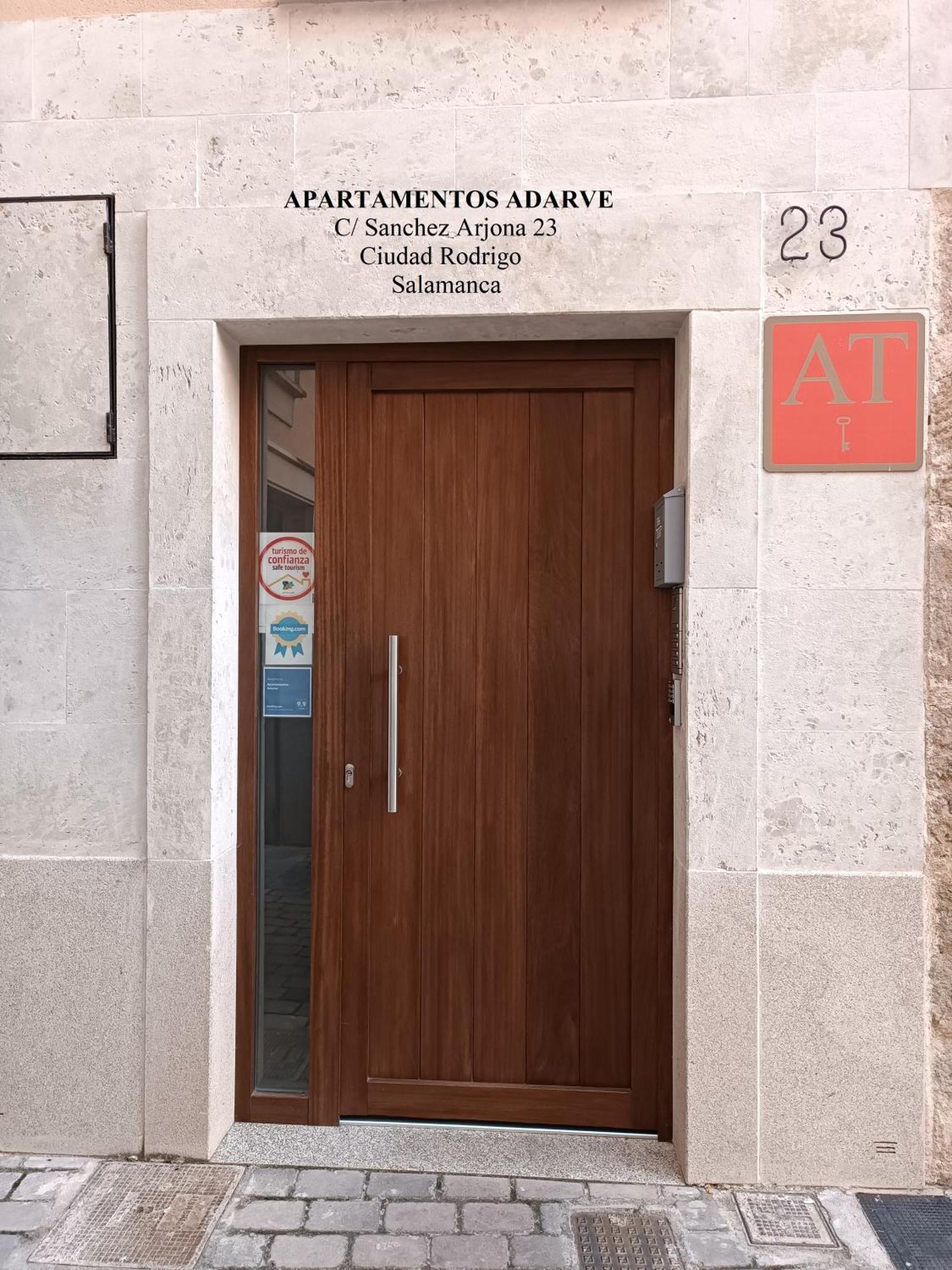 Apartamentos Adarve Ciudad-Rodrigo Kültér fotó